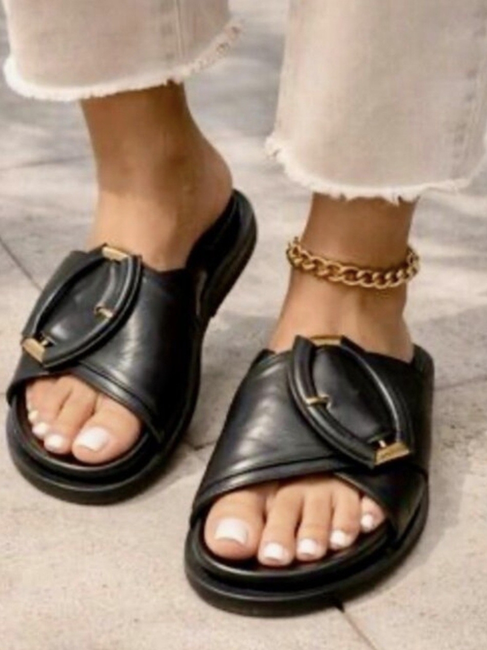 Banana Republic Ravello slide, Leather Size 6